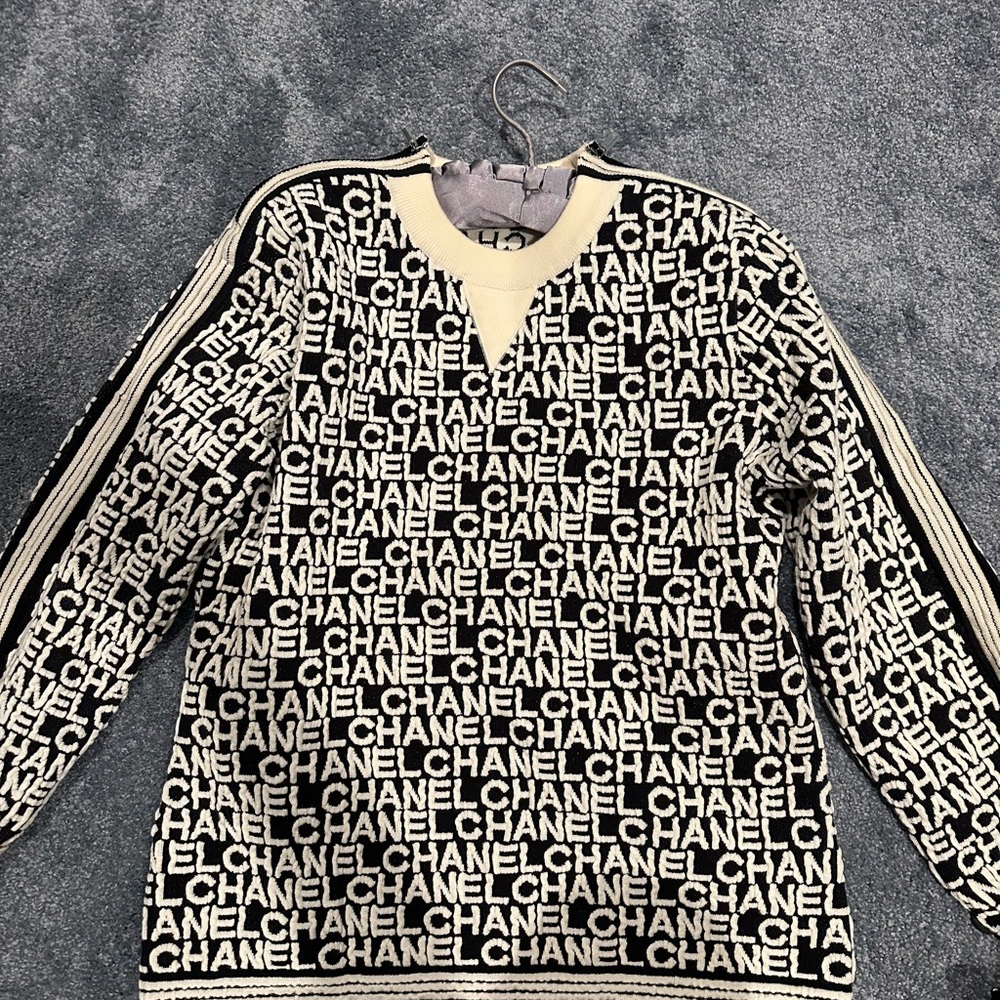 Black and White women’s Sweater
